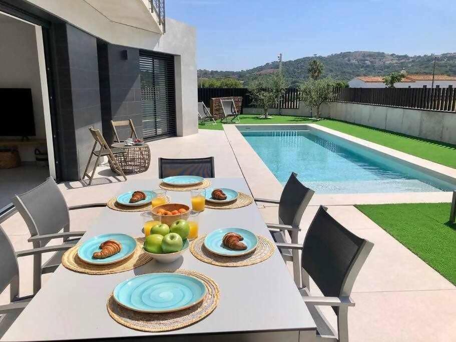 Naramia Sagaro Villa With Poolgarden10 Pax С'Агаро Экстерьер фото
